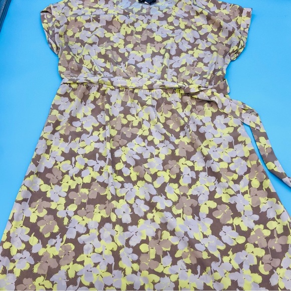 Lane Bryant Floral Print Dress in Brown and Yellow Size 14/16 - Picture 6 of 6